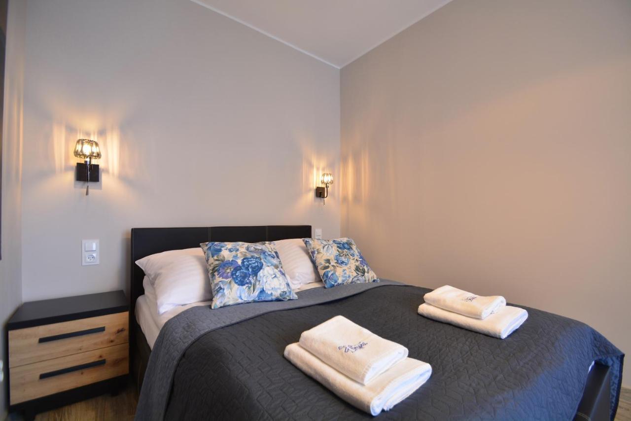 Apartamenty Bryza - Monte Cassino 8 - Centrum ชวีโนวิชแจ ภายนอก รูปภาพ