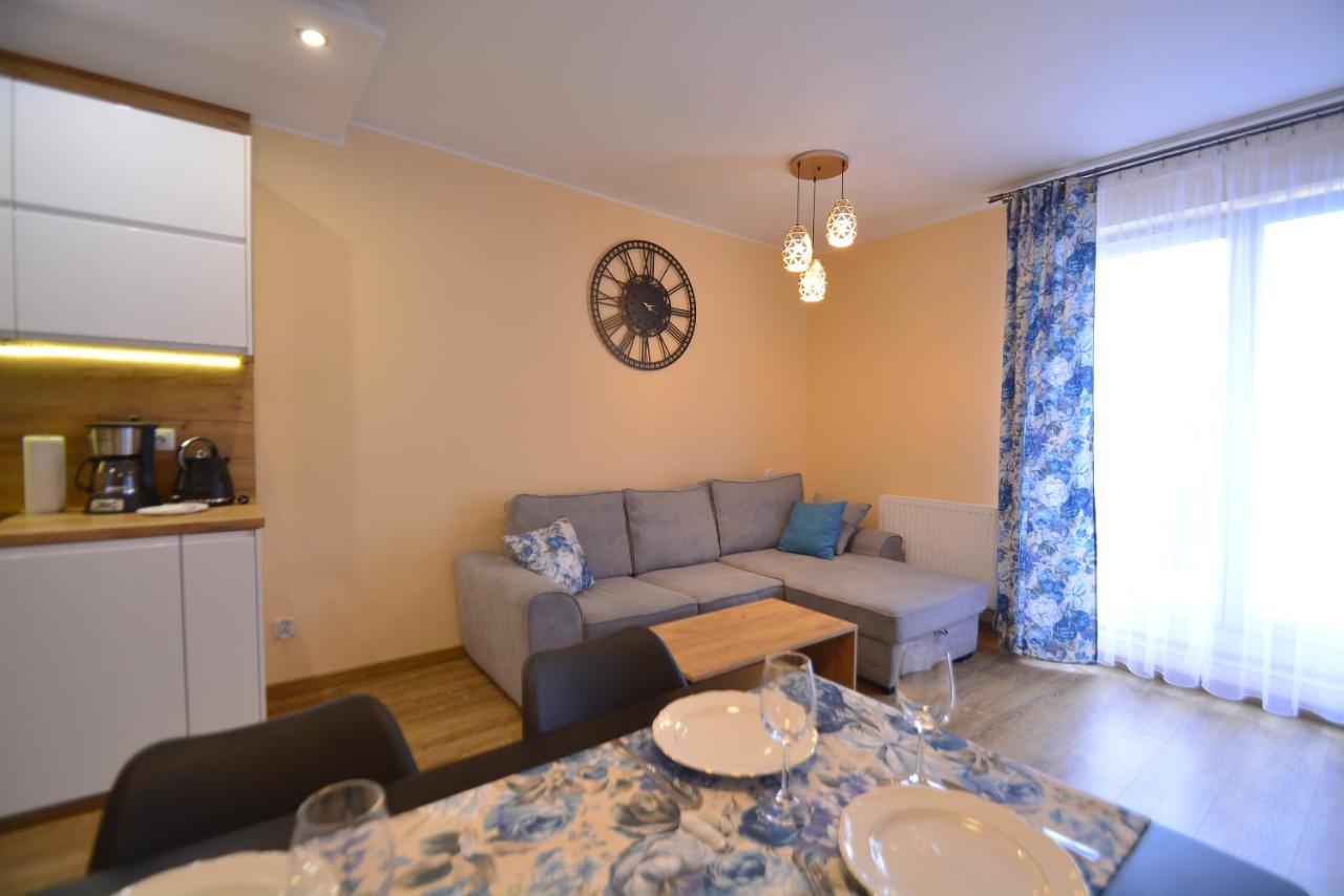 Apartamenty Bryza - Monte Cassino 8 - Centrum ชวีโนวิชแจ ภายนอก รูปภาพ
