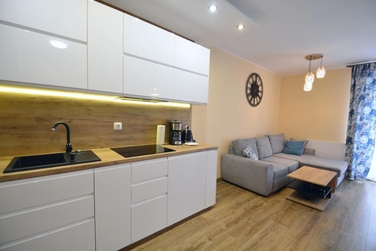 Apartamenty Bryza - Monte Cassino 8 - Centrum ชวีโนวิชแจ ภายนอก รูปภาพ