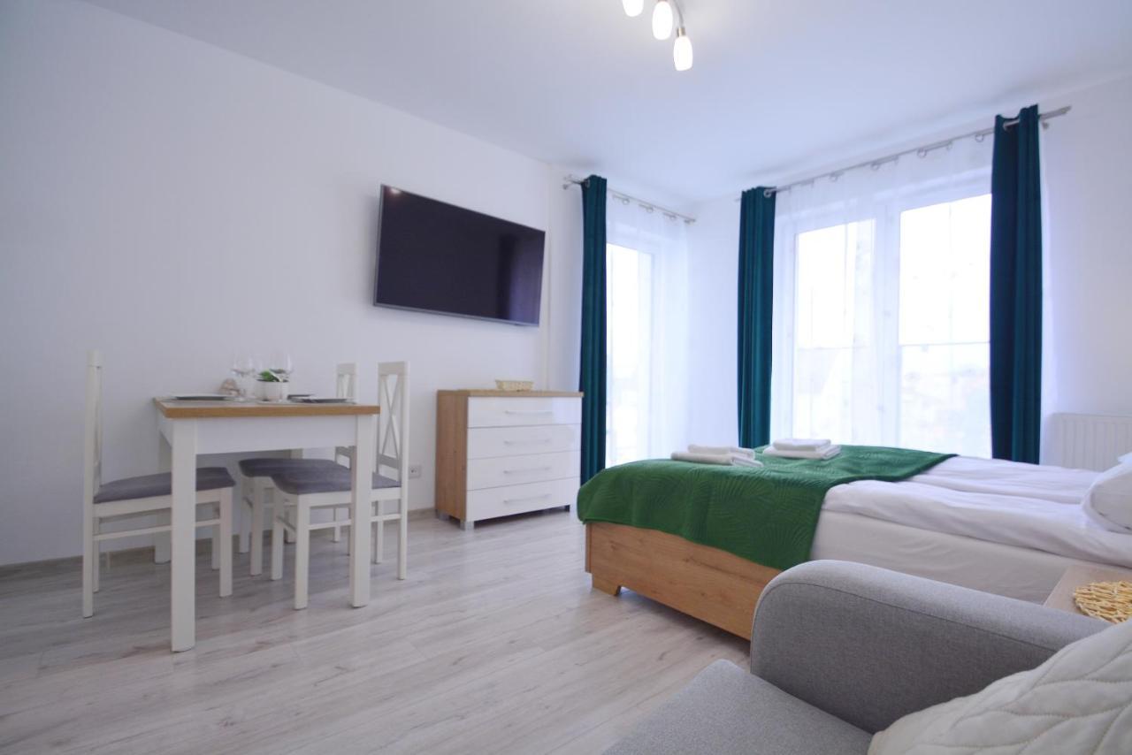 Apartamenty Bryza - Monte Cassino 8 - Centrum ชวีโนวิชแจ ภายนอก รูปภาพ